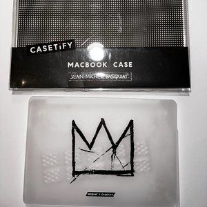 BASQUIAT CROWN MacPro 13" Case